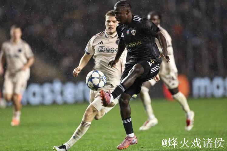 逆转4-2！四冠王止住五连败，告别欧冠垫底，征战西甲